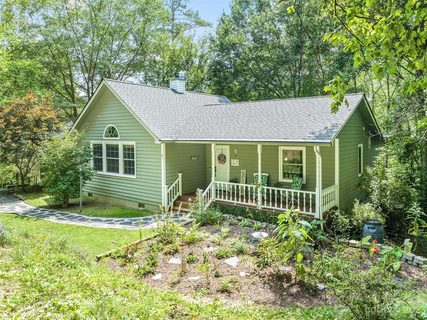 7 Knoll Ridge Lane sold home in Coleman Mtn Estates, Waynesville, NC