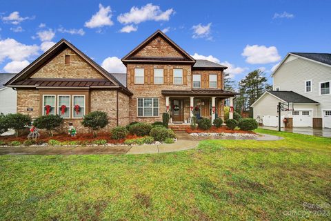 Previously sold for $901,000