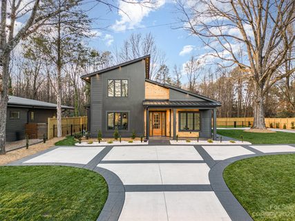 1369 Richland Drive