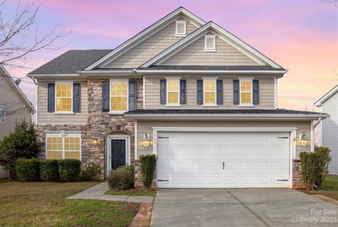 9048 Seamill Road