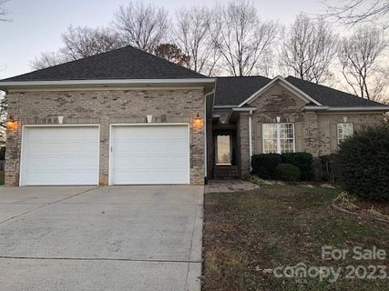 231 Landry Drive sold home in Hall Crossing, Kings Mountain, NC