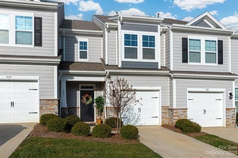 921 Emma Kate Court