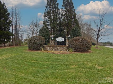 515 Deanne Drive