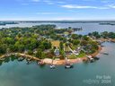 22136 Country Club Circle sold home in Cornelius, SC