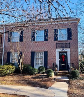 6627 Bunker Hill Circle