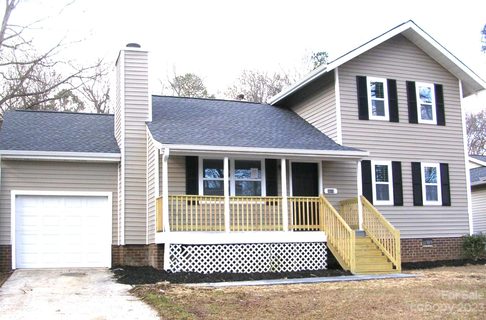 5019 Rolling Oak Lane
