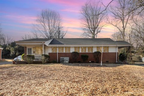 Previously sold for $155,000