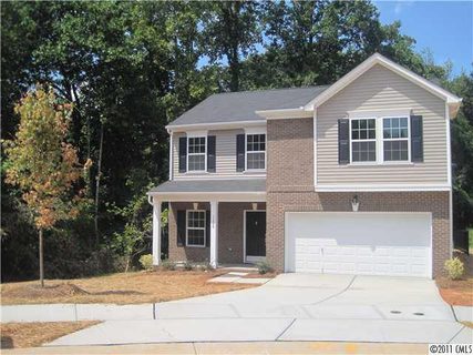 1200 Lauren Village Drive 3