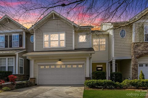 5946 Pale Moss Lane