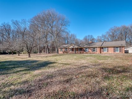 9023 Mount Holly Huntersville Road