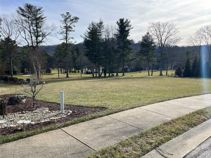 000 Shipman Parkway sold lot in Berwick Downs, Flat Rock, NC
