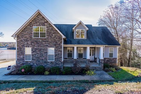 5705 Crown Terrace sold home in Diamond Point Estates, Hickory, NC