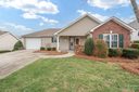 201 Oak Village Parkway sold home in Mooresville, SC