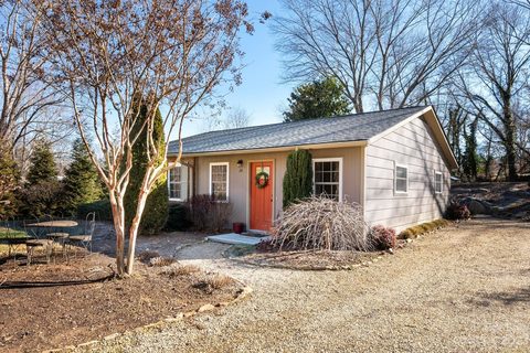 24 Waterford Court sold home in Mtn Carmel Acres, Asheville, NC