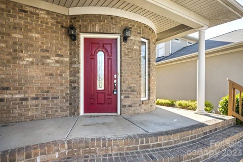 10142 Fairlea Drive sold home in Hugh Haven, Charlotte, NC