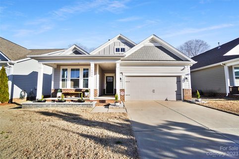 5024 Lydney Circle