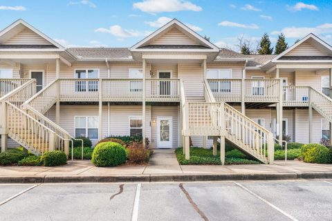 104 Carrington Place sold condo in Carrington Place, Arden, NC