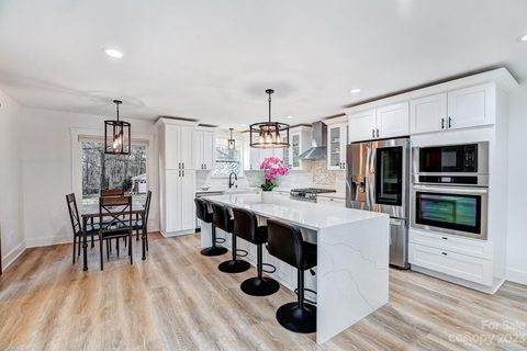 7800 Biddstone Court