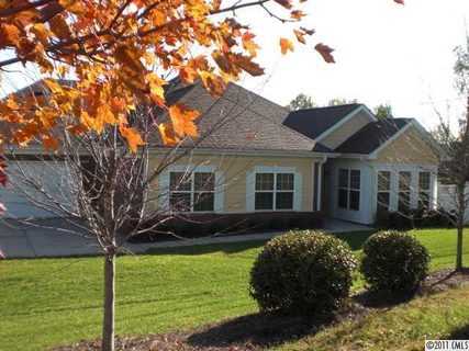 3225 Abbey Walk Lane 3b sold townhome in St Andrews Village, Matthews, NC