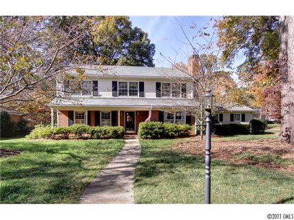 Previously sold for $284,000