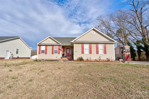 144 Autumn Woods Drive sold home in Autumn Woods, Kings Mountain, NC