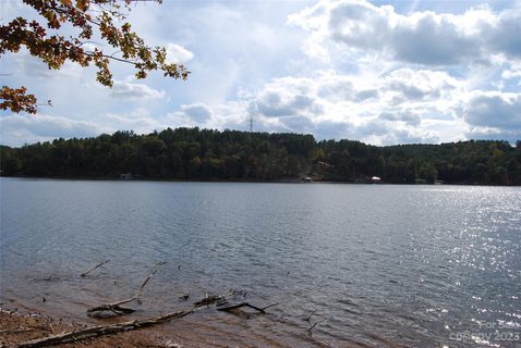 0000 Waters Edge Drive 48