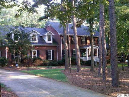 2743 Rolling Hills Drive sold home in Rolling Hills, Monroe, NC