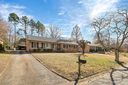 2208 Knickerbocker Drive sold home in Charlotte, SC