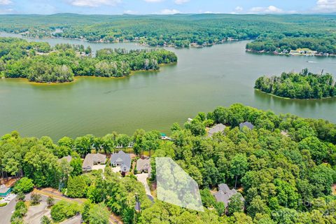 124 Archer Glen None