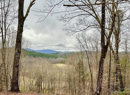 Lot 6 S Cross Creek Trail sold home in Mountain Laurel Estates, Mill Spring, NC