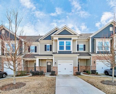 4919 Harris Woods Boulevard sold townhome in The Woods at Davis Lake, Charlotte, NC