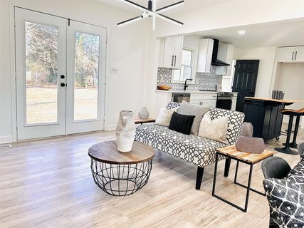 Previously sold for $375,000