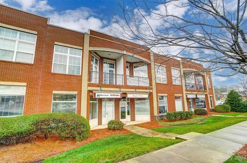 242 Park Square Place sold home in Park Square, Matthews, NC