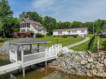 7178 Executive Circle sold home in Lake Shore, Denver, NC