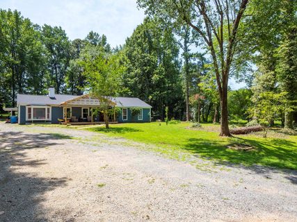 7935 Saddleview Court sold home in Steeplechase, Charlotte, NC