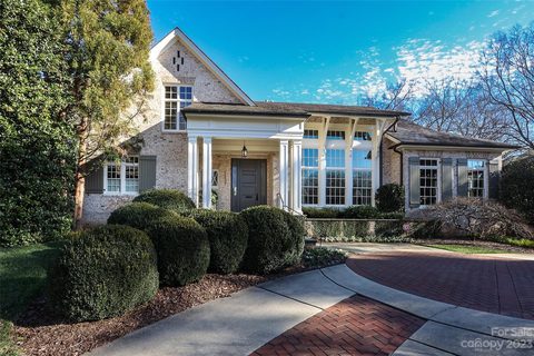 2237 Queens Road