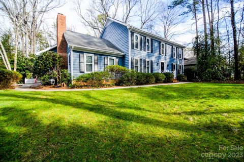 9541 Squirrel Hollow Lane