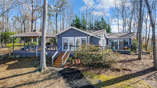 17424 Grasshopper Lane