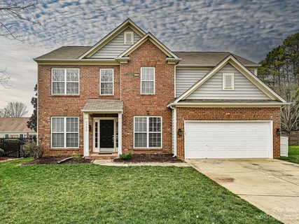 9722 Woodend Court sold home in Blakeney Heath - Fieldstone, Charlotte, NC