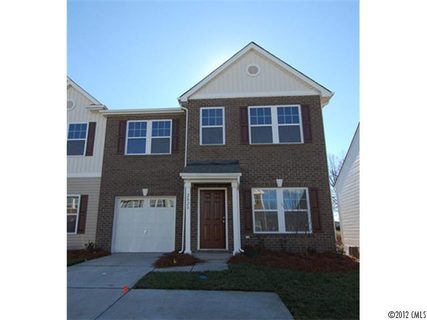 2020 Oxford Heights Drive 4