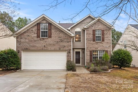 7255 Cascading Pines Drive sold home in Meadowview, Tega Cay, SC