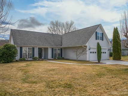 202 English Oak Road