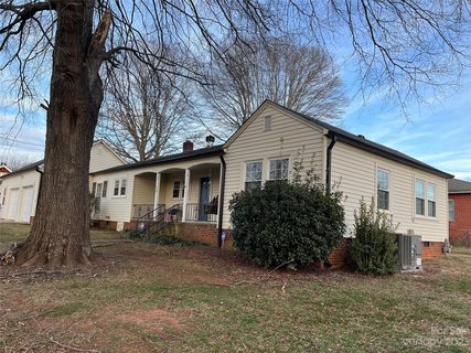 17 3rd Avenue sold home in Boyd Heights, Maiden, NC