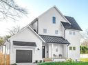 102 N Smallwood Place sold home in Charlotte, SC