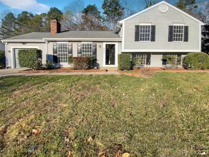 8826 Burnt Umber Drive sold home in Amberwood, Charlotte, NC