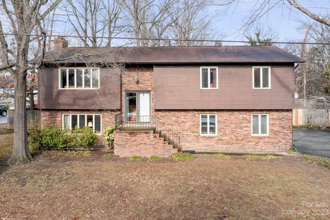 105 Goodman Circle sold home in The Pines, Concord, NC