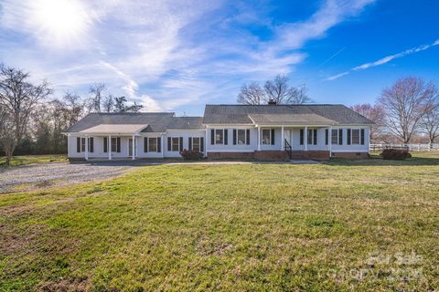716 Tammy Drive sold home in Weddington Ridge, Monroe, NC