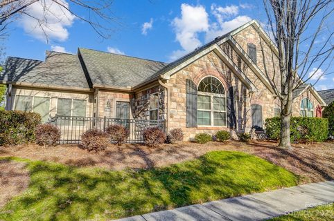 756 Ledgestone Court sold condo in Stonecrest Villas of Tega Cay, Tega Cay, SC