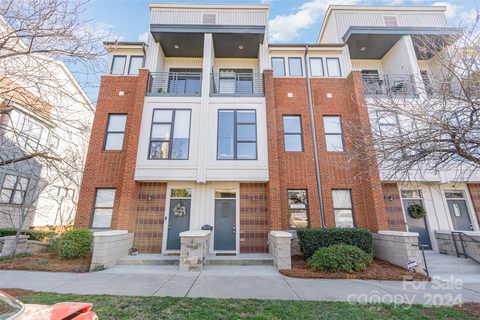 424 Mcdowell Street sold home in M Street, Charlotte, NC