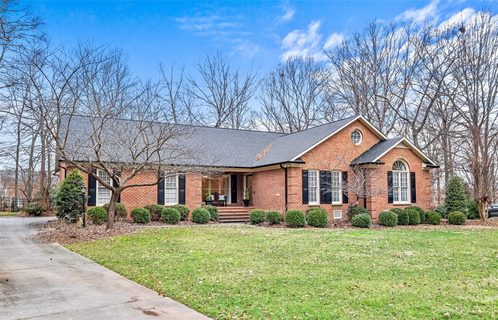 1513 Wheaton Way